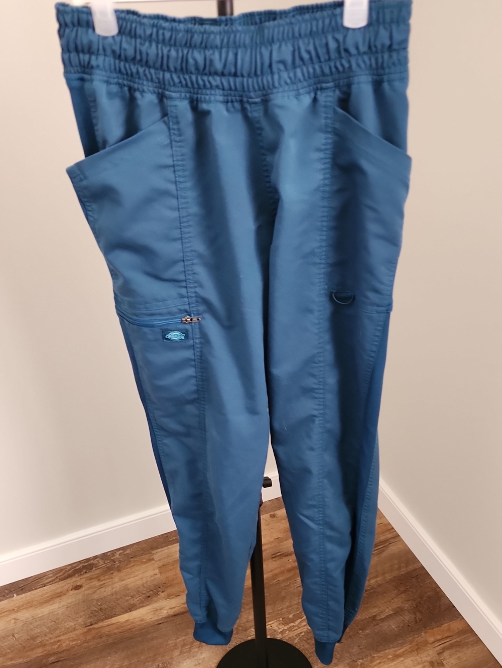 Dickies Balance Women's DK155 Mid Rise Jogger Pant XS